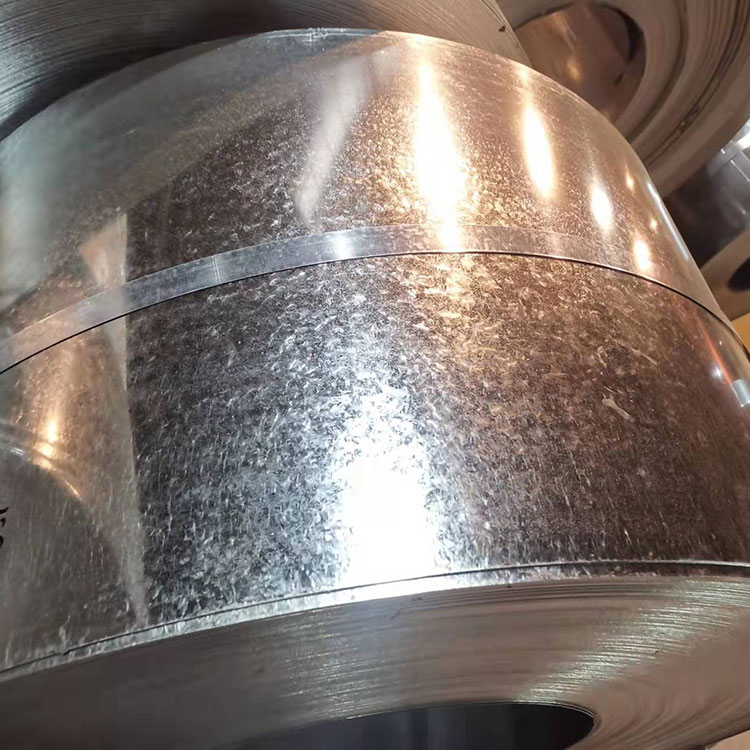 Puteți încălzi metal galvanizat?